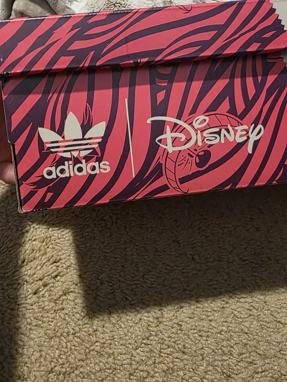 DISNEY ADIDAS CAMPUS 80S CHESHIRE CAT GX2026 SEMI POLAR PINK GLOW PURPLE ALICE